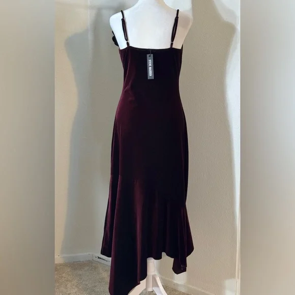 Steve Madden Women's Lucille Velvet Rosette Midi Red Wine Dress - Picture 4 of 6